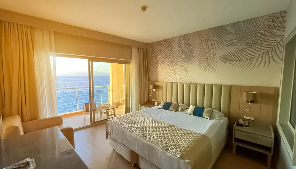 هتل کاریزما دلوکس کوش آداسی